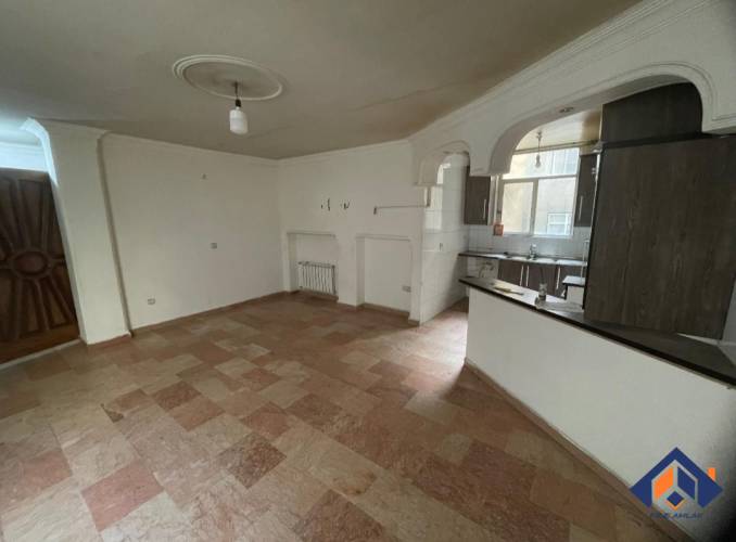 آپارتمان ۶۷ متری تک و دو خواب ، دسترسی فوق العاده ، موقعیت بسیار عالی